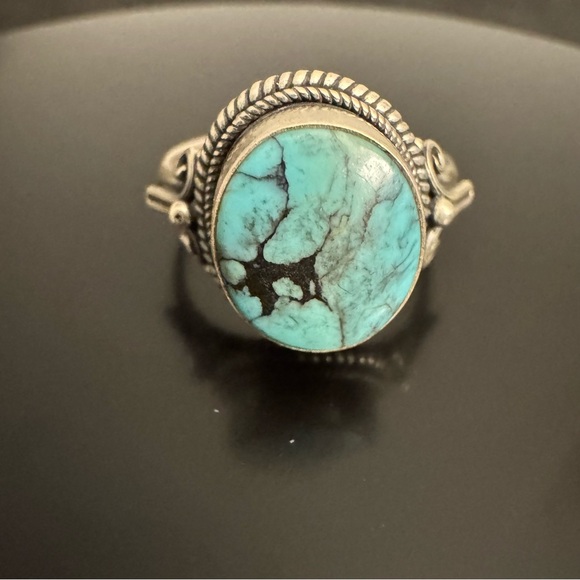 Vintage Sterling Silver Turquoise Ring - Picture 5 of 9